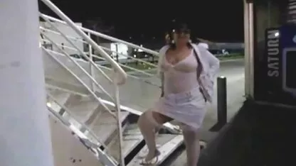 Mister Fanculo un schiavo in calze autoreggenti il piu bel film porno dopo whip difficile