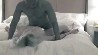 I cani non sono mai soddisfatti di godersi le brune del i migliori cartoni animati porno corpo