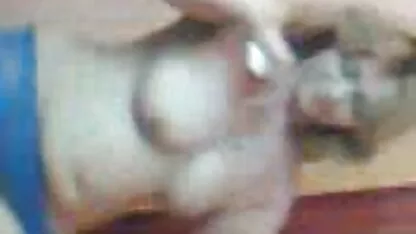 Bionda porno gratis nuovi insolente splendida mostra la sua vagina attraverso i pantaloni