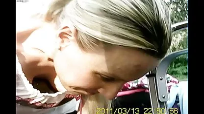 Tenera Karina con bei seni migliori film porno 2018 massaggiare l'uomo e succhiare