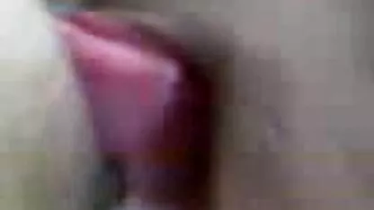 Una ragazza con alti stivali miglior film porno gratis neri sta leccando un mandato all'amico che ha legato