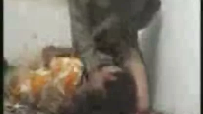 Ragazza disossato facendo i migliori video erotici massaggio sesso cazzo
