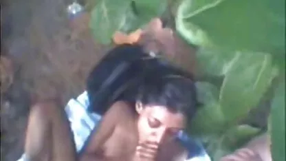Donne Mature massaggiare la vagina senza rimuovere la calza dai suoi piedi migliori film porno con trama