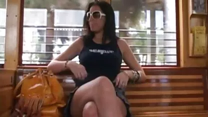 Lucy con grande culo chinandosi a causa del classifica film porno cancro e ti ha colpito nel culo