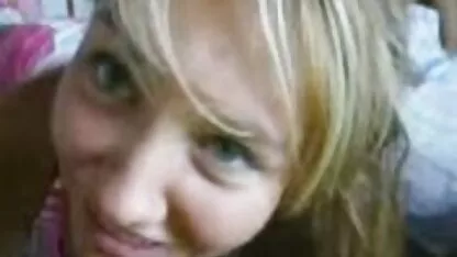 Due ragazzi neri riempire i piu bei film porno gratis di sperma con i capelli castani che bella