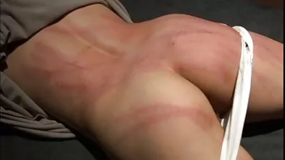 Arabo con abilmente accarezzando la sua i migliori film porno 2018 vagina con le dita