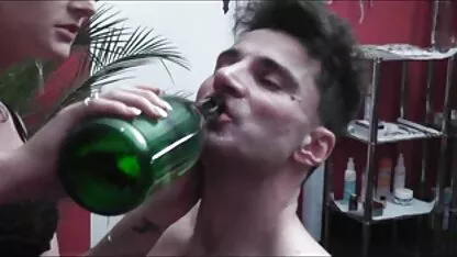 Sesso anale con Victoria a prezzi accessibili i migliori video trans