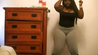 Marito vende sesso con la moglie solo con un po ' di i migliori video hard gratis soldi
