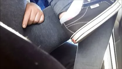 Il ragazzo soffiò il suo cazzo i migliori film per adulti nel letto imbottito per la sua moglie incinta